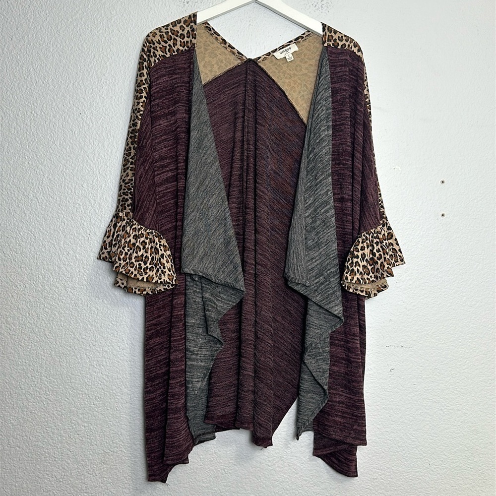 Umgee Women’s‎ Size Small Bell Sleeve Open Front Cardigan Leopard Print Oversize